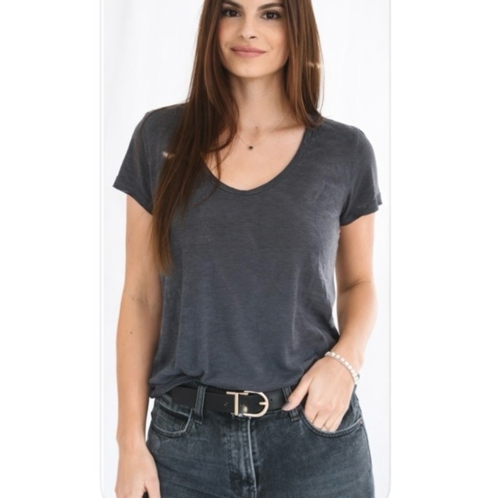 Caslon Charcoal Short Sleeve Tee